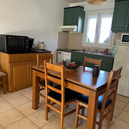 Mini 3 Etoiles بيت للعطل سيرفيون