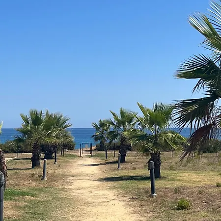 Mini 3 Etoiles * Cervione