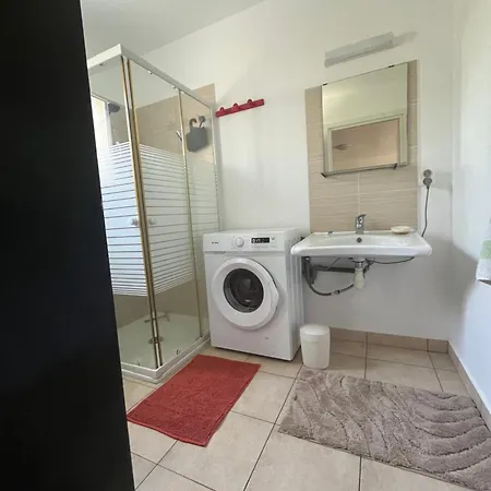 Semesterbostad Mini 3 Etoiles *