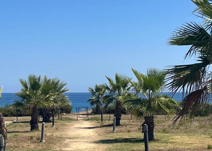 Mini 3 Etoiles * Cervione